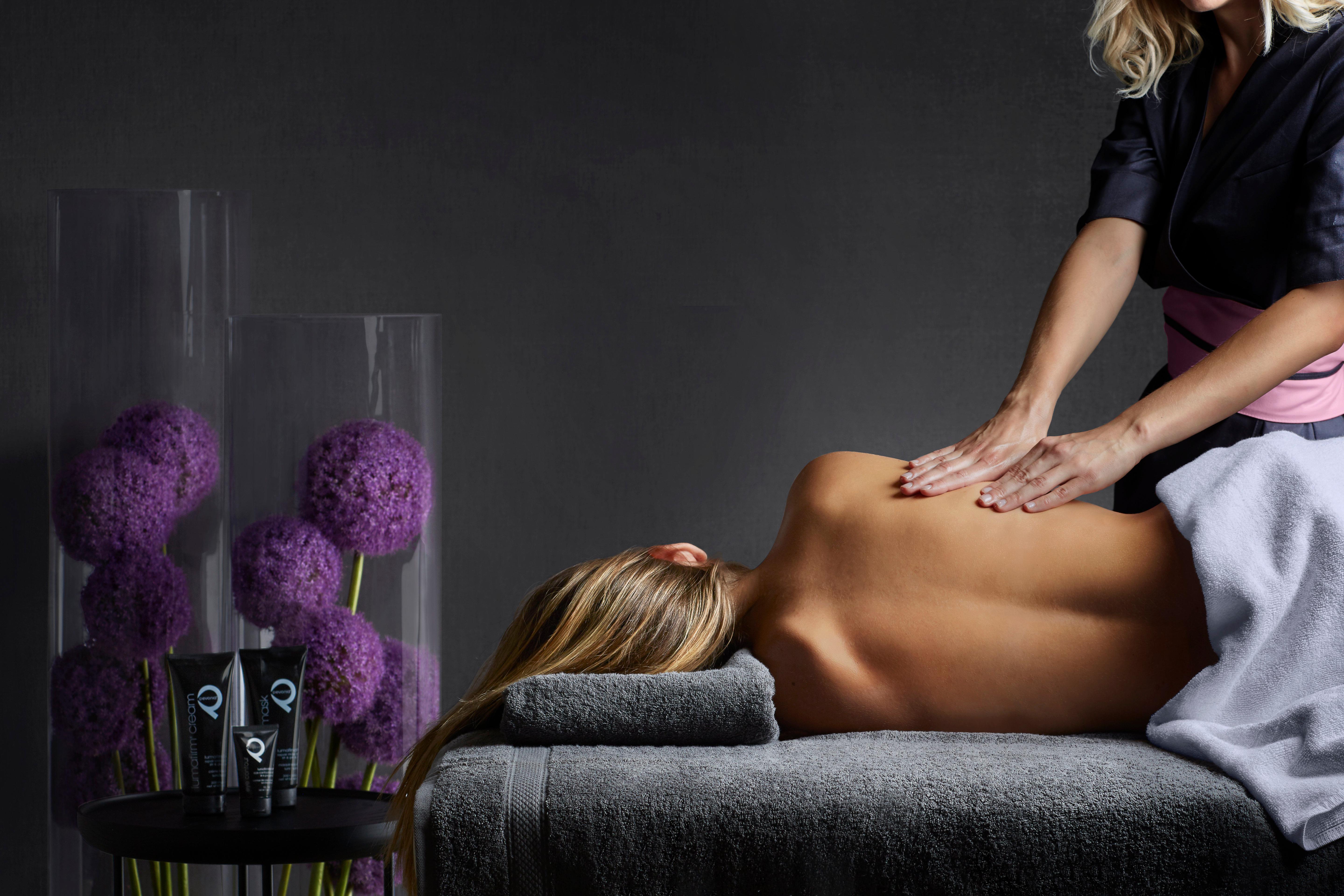 Hotel Intercontinental - Ljubljana By Ihg Esterno foto Massage