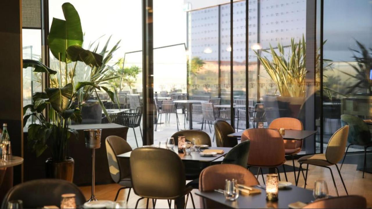 Hotel Intercontinental - Ljubljana By Ihg Esterno foto Restaurant