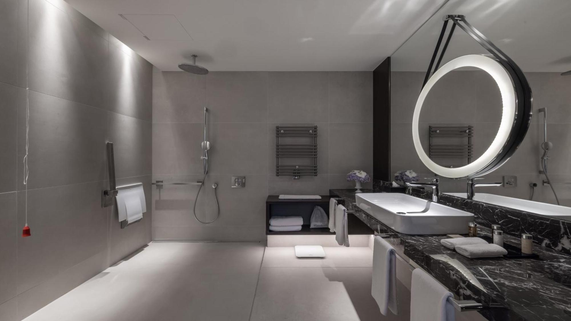 Hotel Intercontinental - Ljubljana By Ihg Esterno foto
