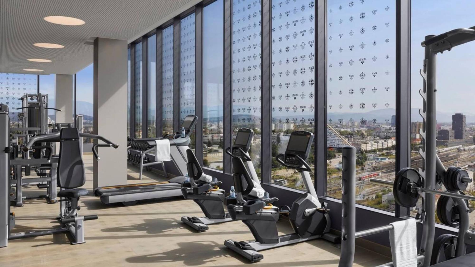Hotel Intercontinental - Ljubljana By Ihg Esterno foto The gym at the 101