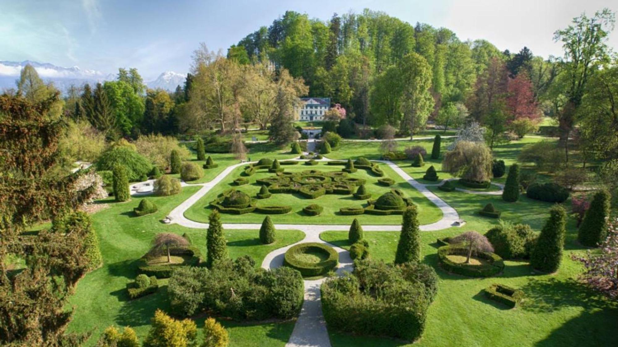 Hotel Intercontinental - Ljubljana By Ihg Esterno foto The gardens of the Château de Launay