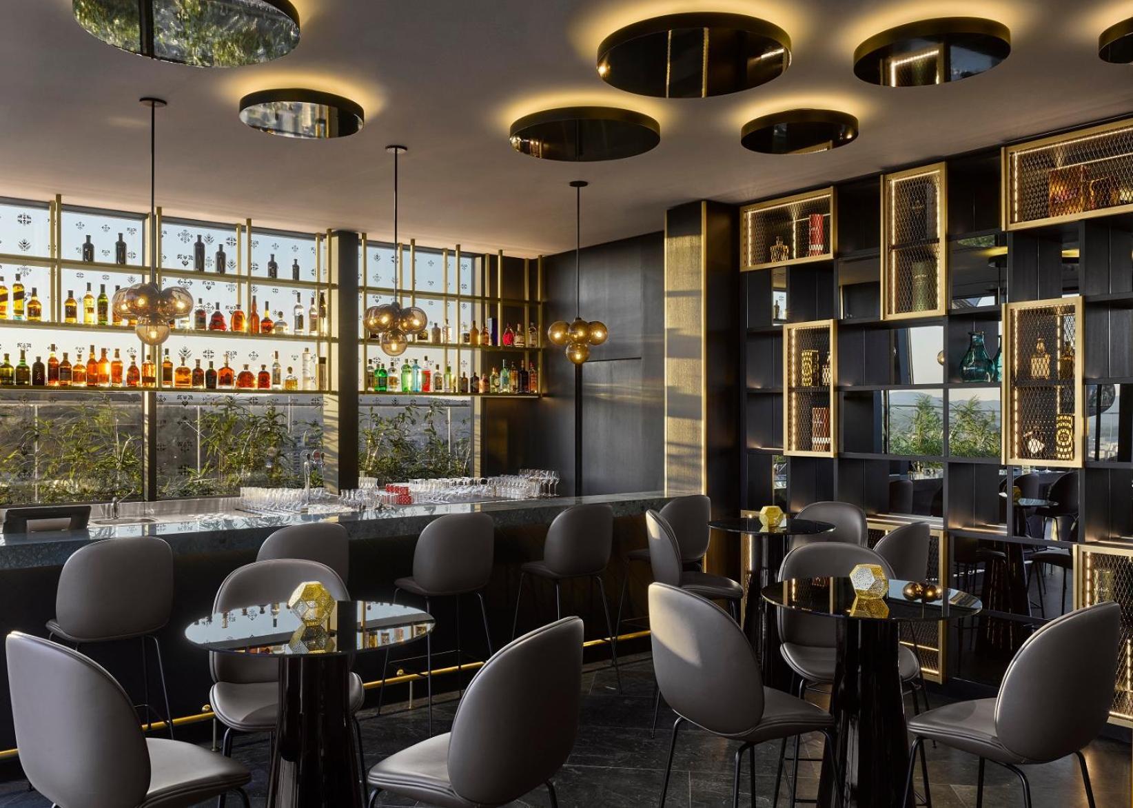 Hotel Intercontinental - Ljubljana By Ihg Esterno foto The Bar